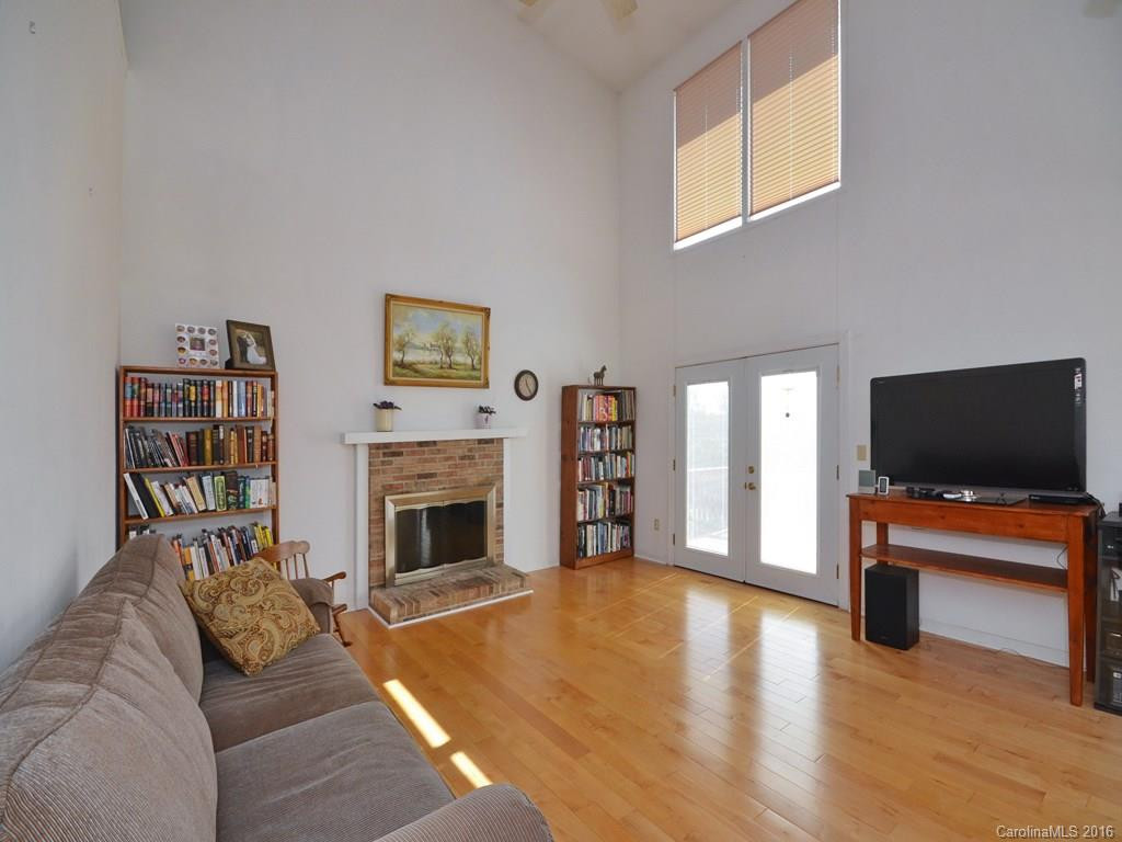 70 Country Drive - Photo 5