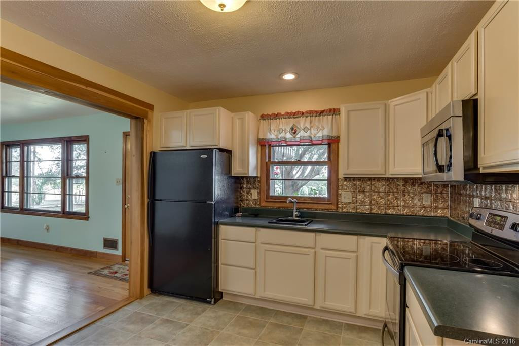 300 Melvin Hill Road - Photo 8