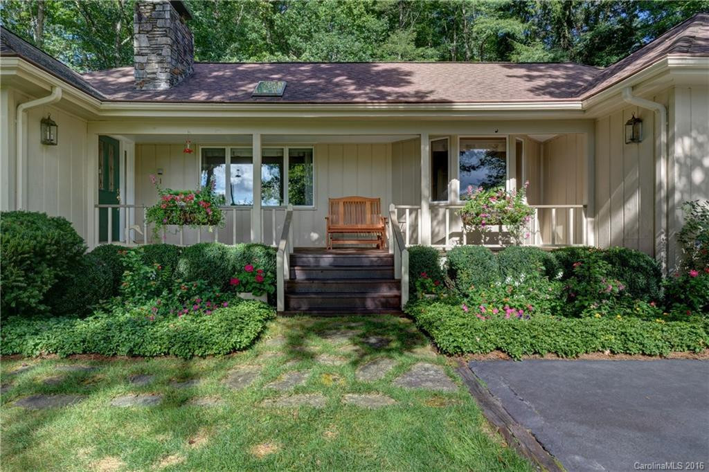 333 Round Hill Road - Photo 2