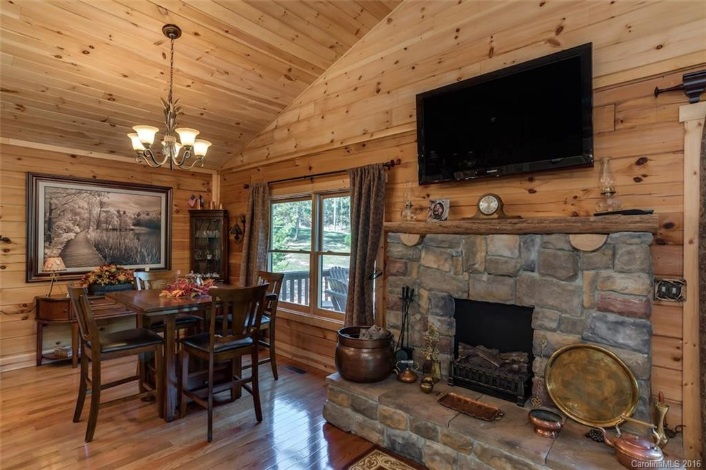 585 Hearthstone Drive - Photo 5