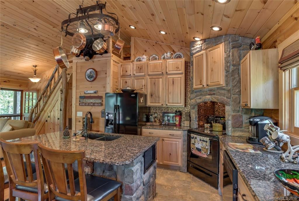 585 Hearthstone Drive - Photo 8