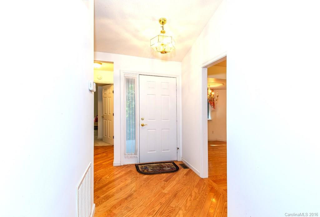 681 Dotsi Drive - Photo 2