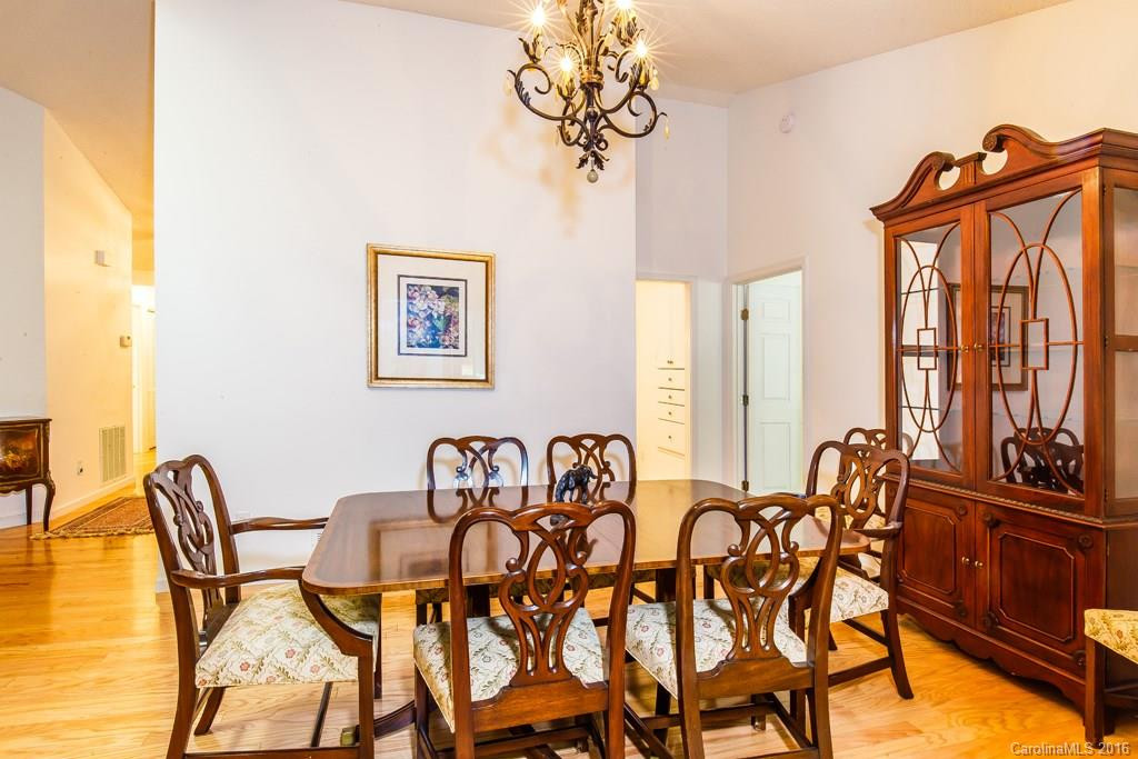 681 Dotsi Drive - Photo 7