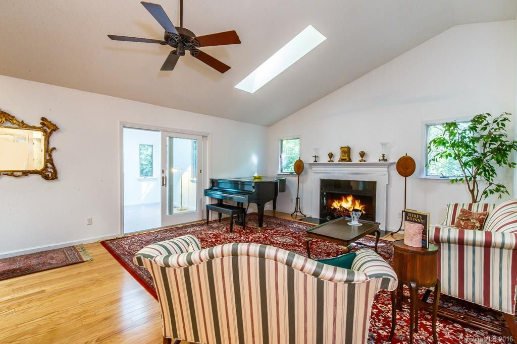 681 Dotsi Drive - Photo 8