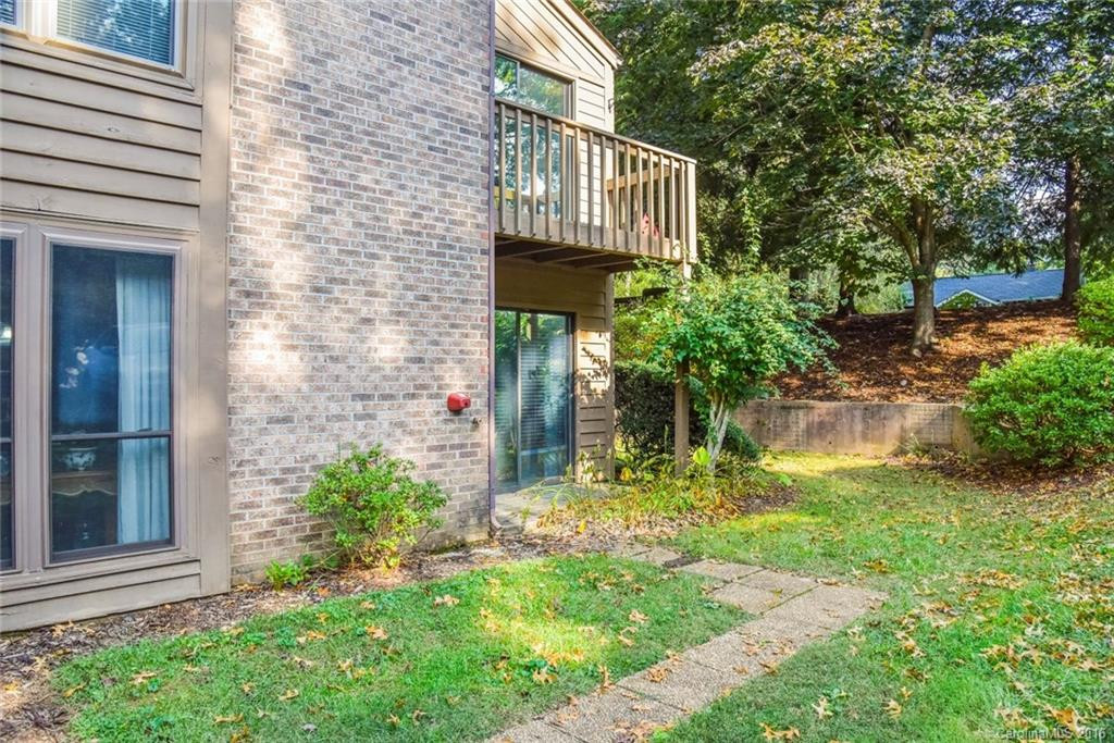 7 Ravencroft Lane #7 - Photo 5