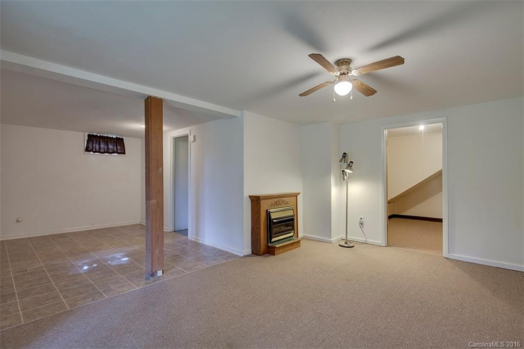 105 Burrell Mountain Road - Photo 12