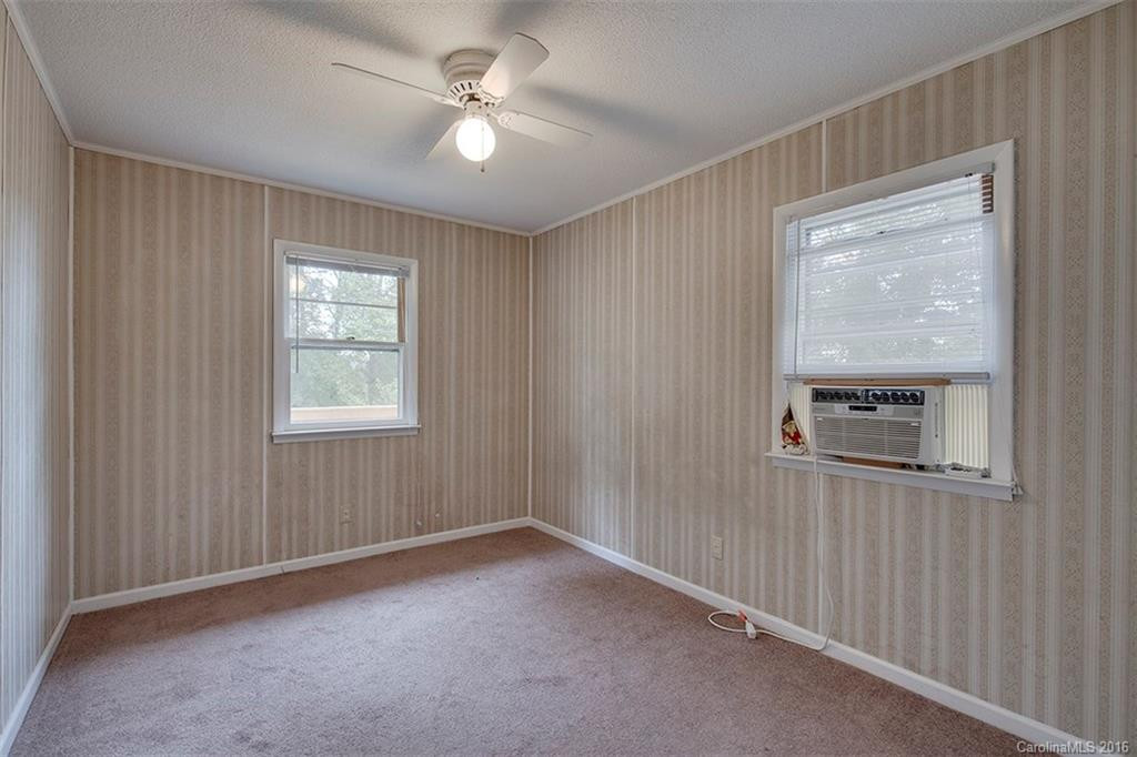 105 Burrell Mountain Road - Photo 10