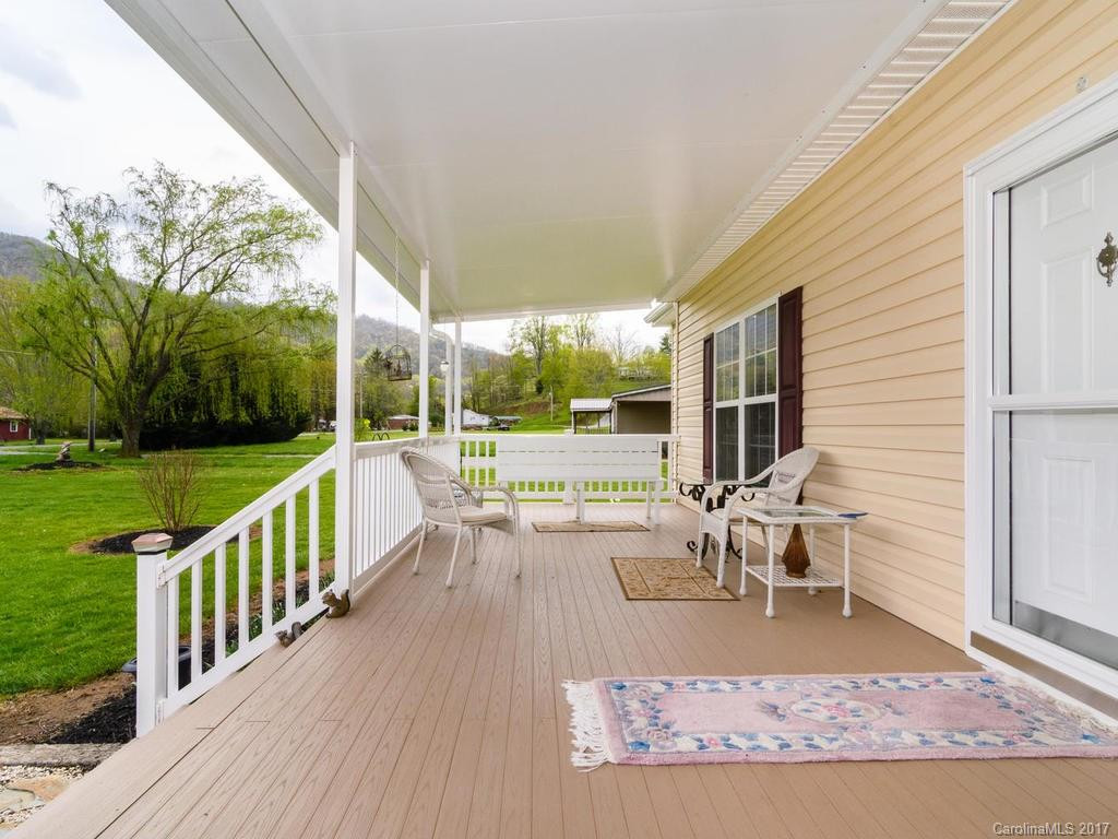 1746 Lake Logan Road - Photo 2