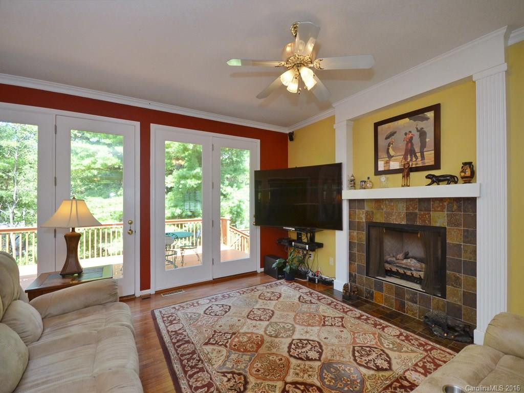 947 Rickel Drive - Photo 3
