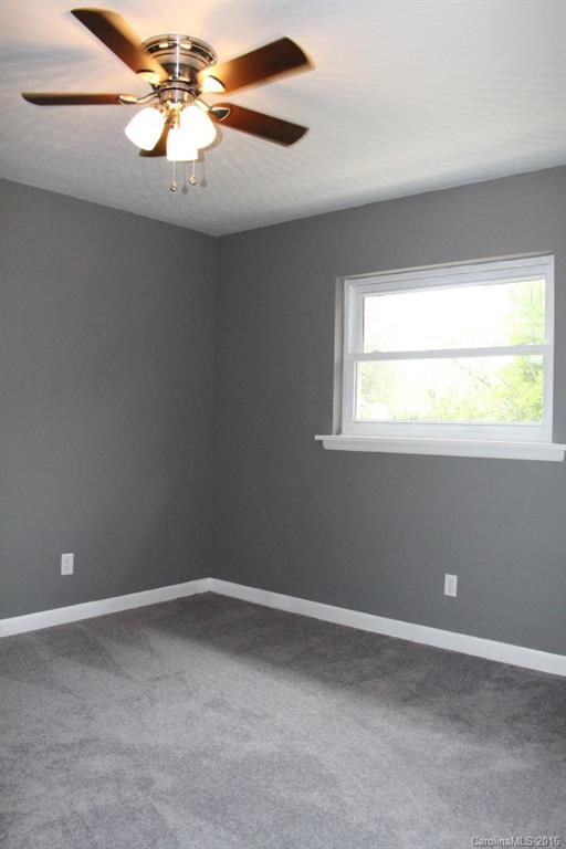 4077 Halloway Street - Photo 14