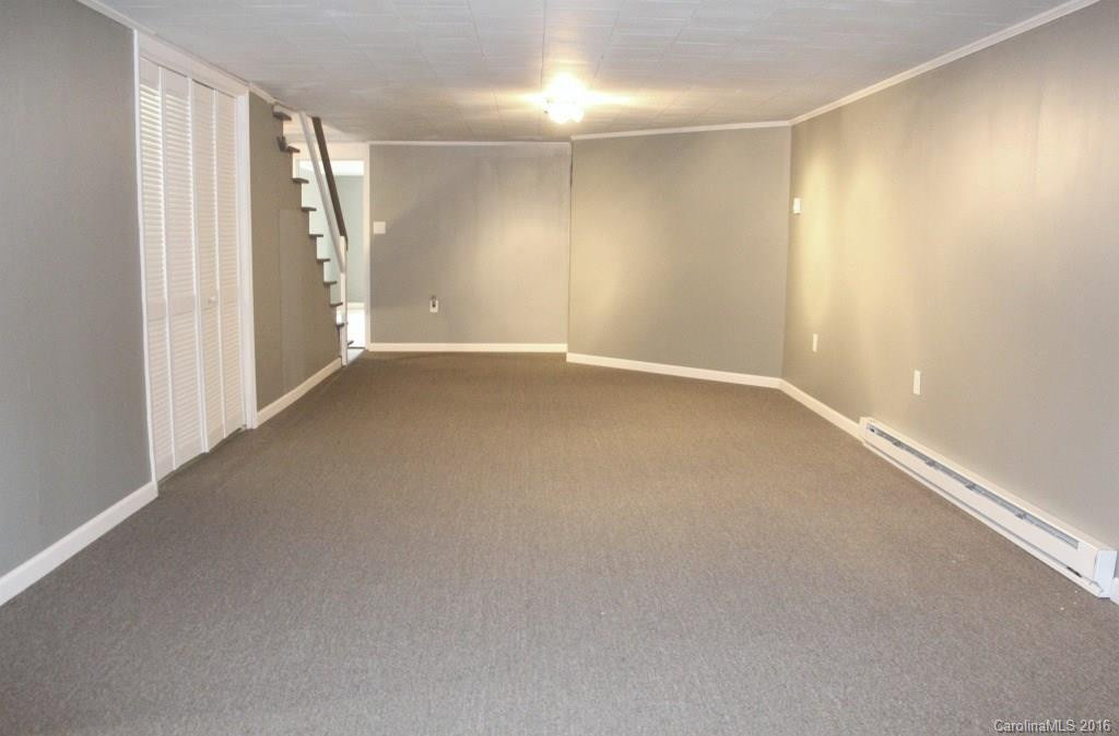 4077 Halloway Street - Photo 17