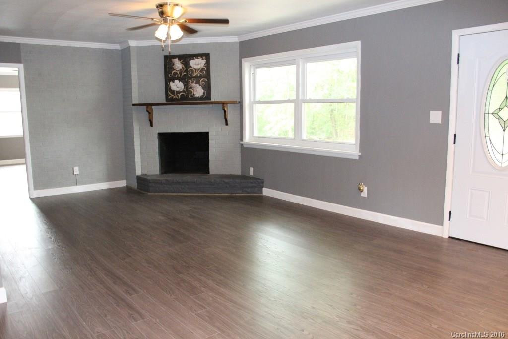 4077 Halloway Street - Photo 7