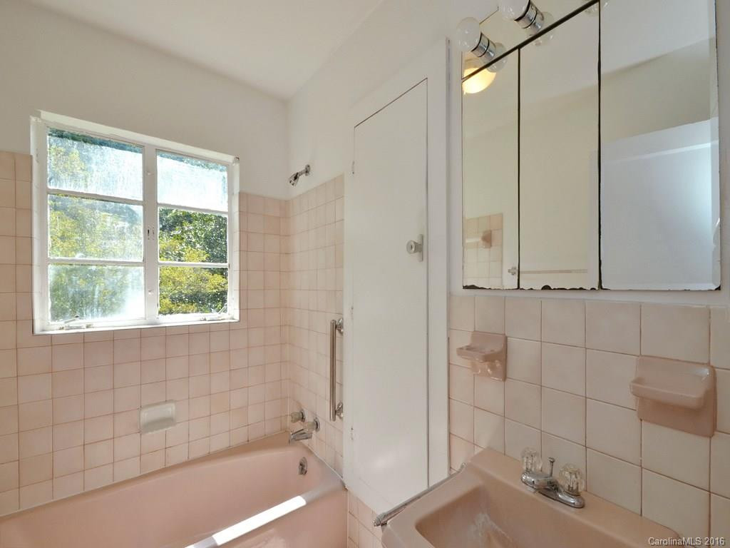 610 North Main Street - Photo 6