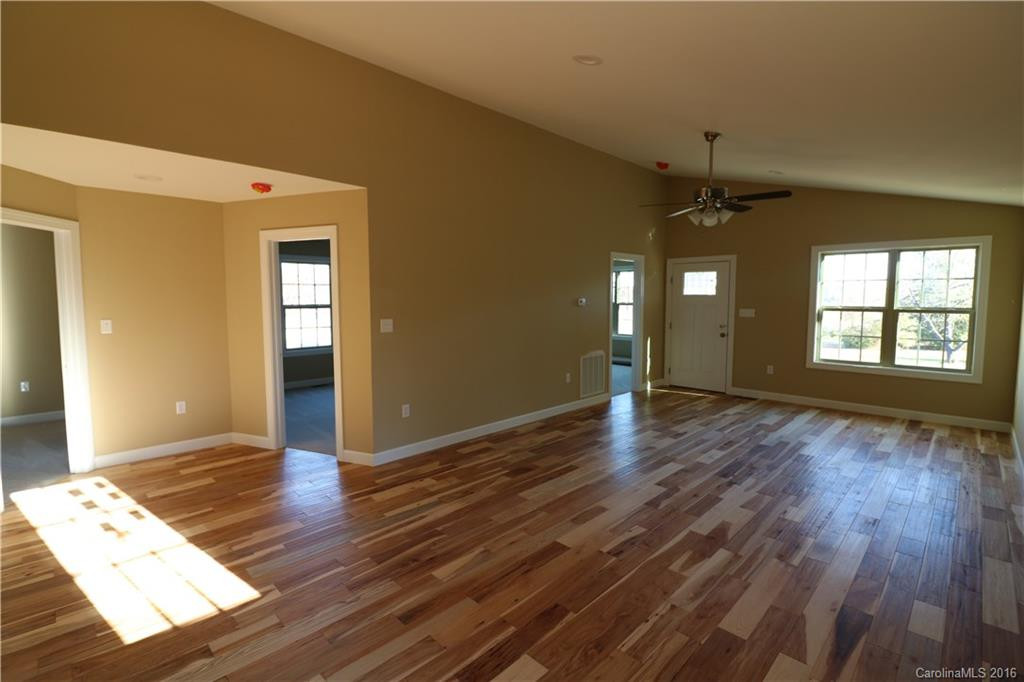 612 Blue Ridge Road - Photo 4