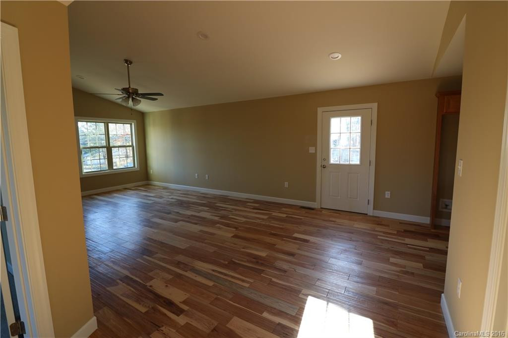 612 Blue Ridge Road - Photo 5