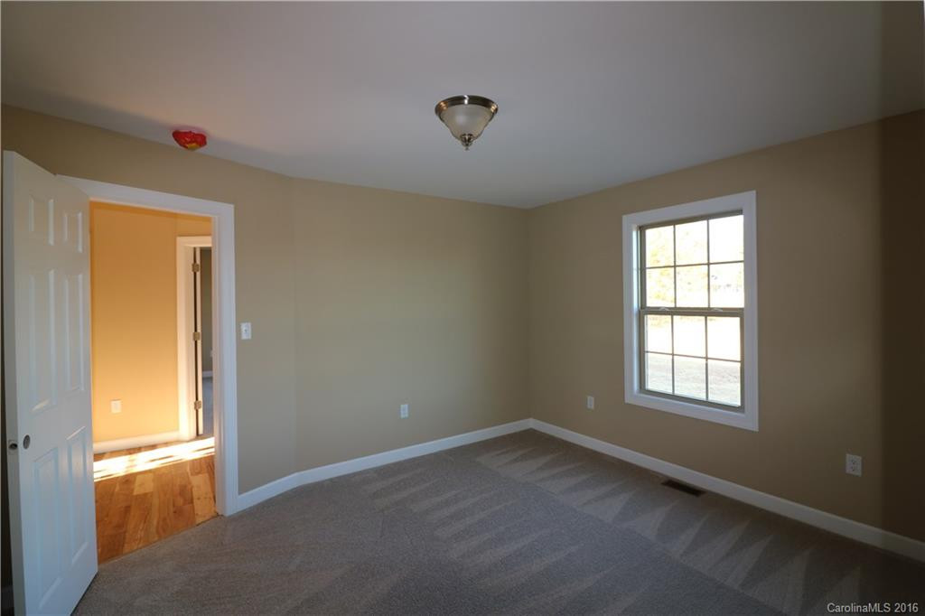 612 Blue Ridge Road - Photo 7