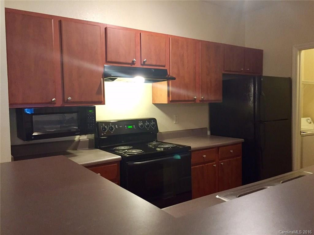 500 Vista Lake Drive #103 - Photo 3