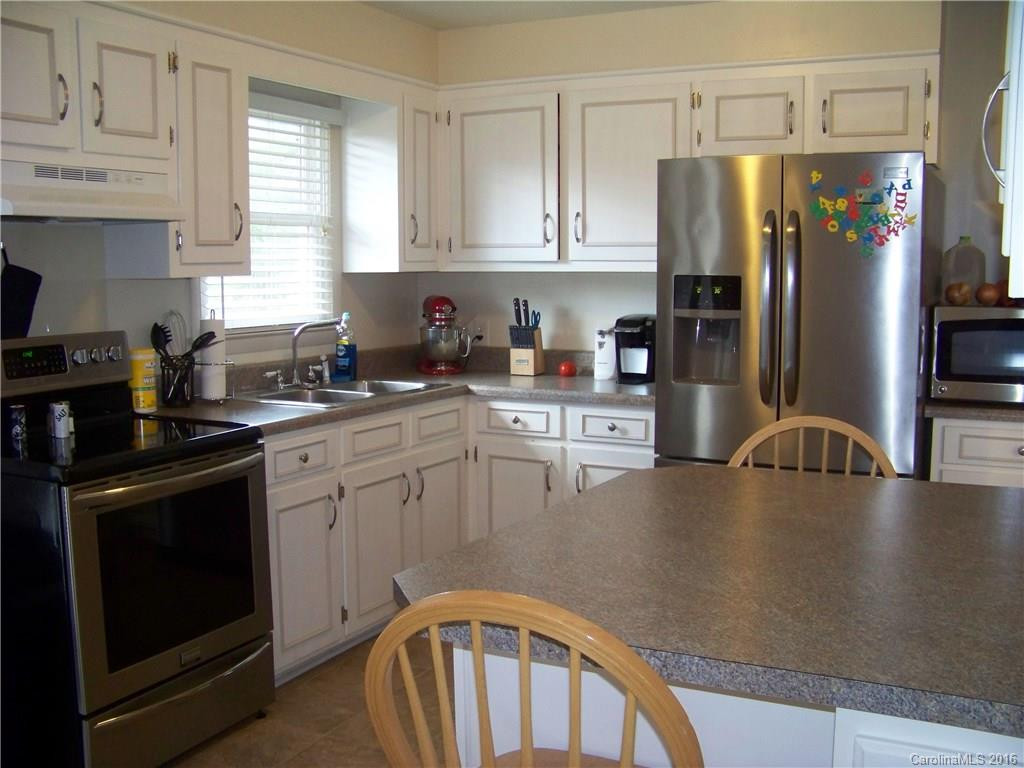 222 Shenandoah Drive - Photo 5