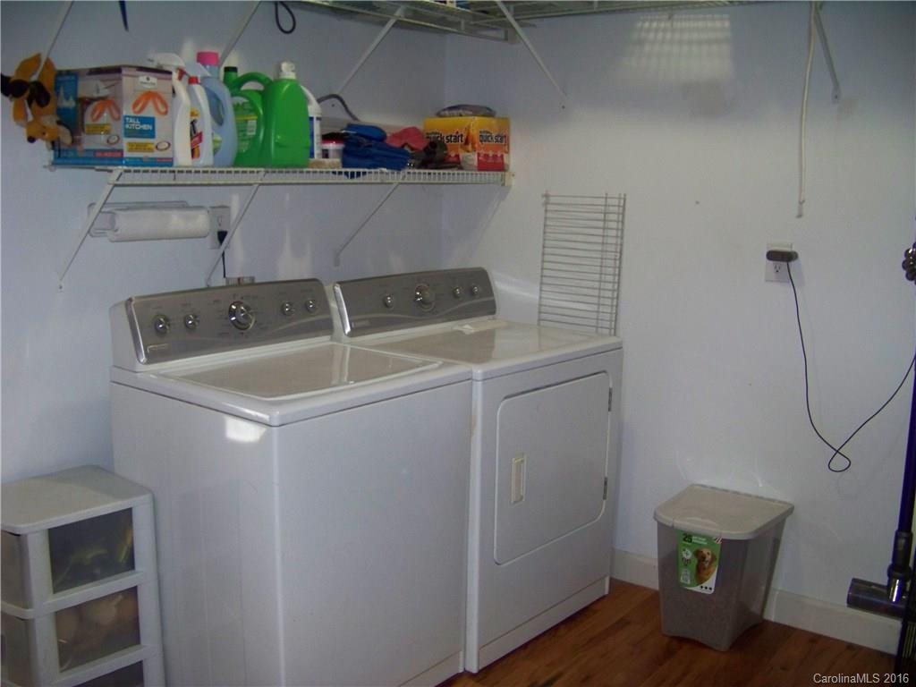 222 Shenandoah Drive - Photo 6