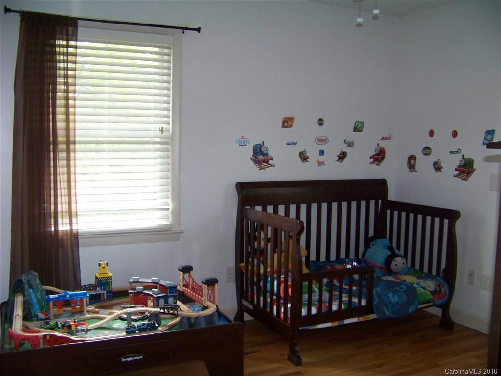 222 Shenandoah Drive - Photo 8