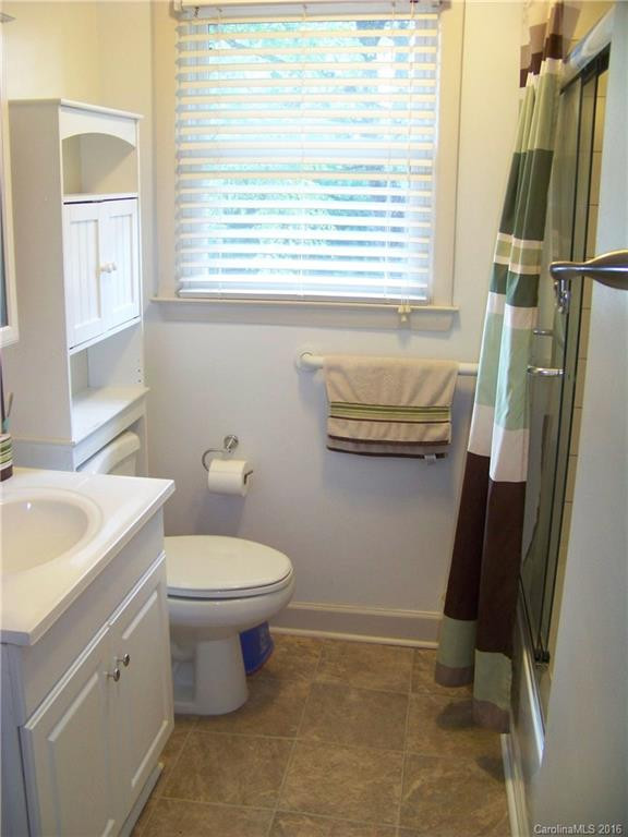 222 Shenandoah Drive - Photo 9