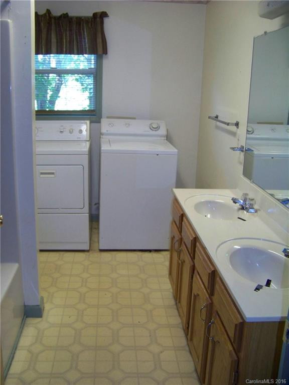 204 Caldwell Street - Photo 6