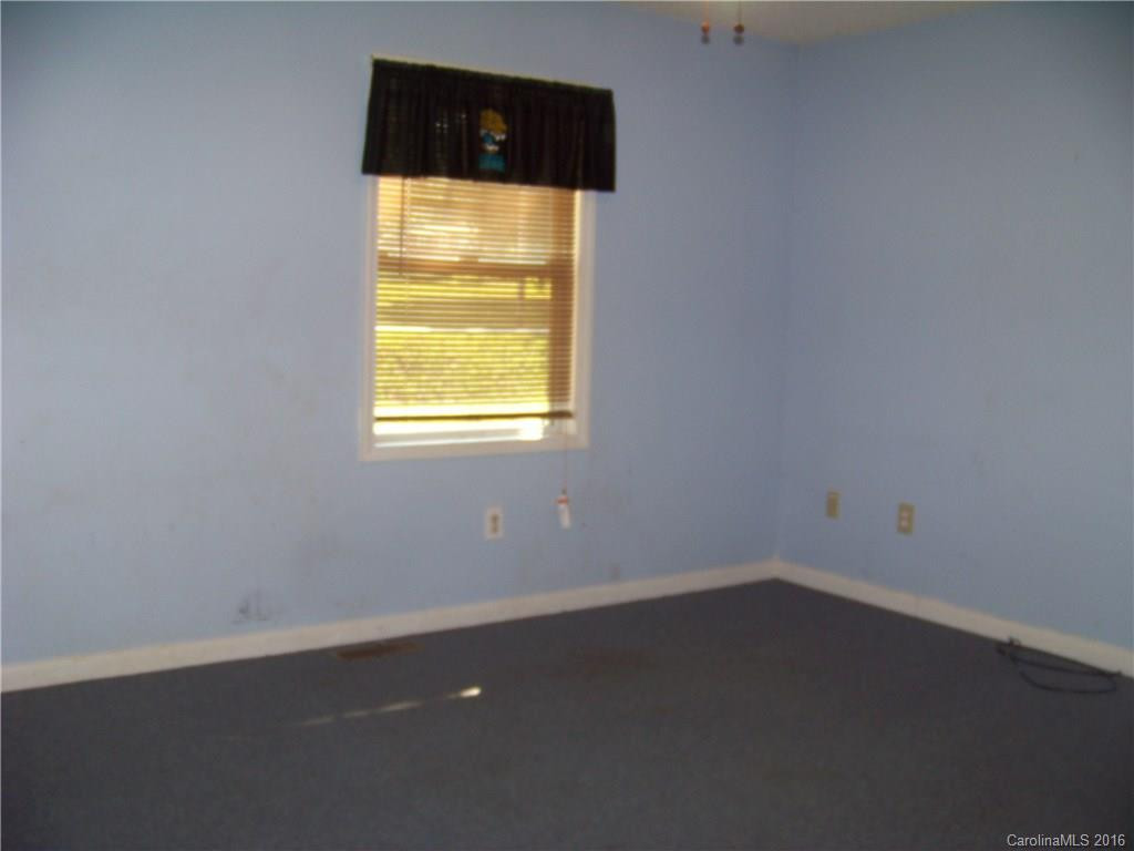 204 Caldwell Street - Photo 8