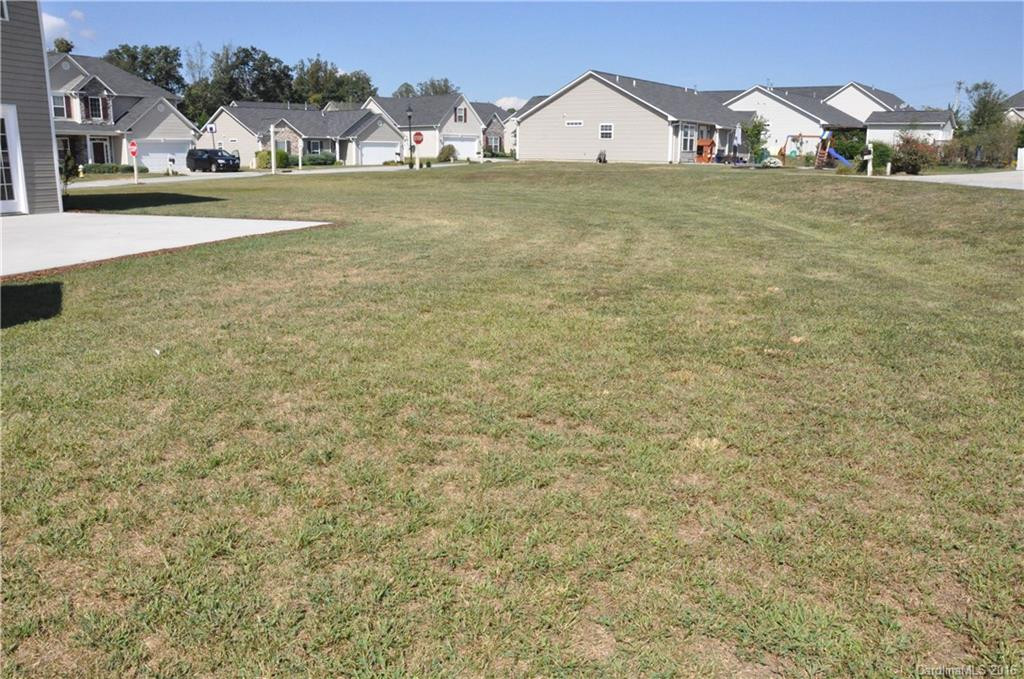 121 Haw River Road - Photo 2