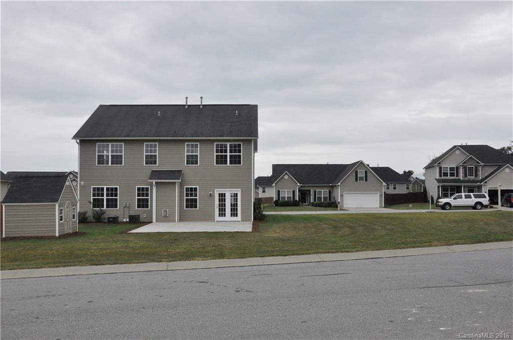 121 Haw River Road - Photo 3