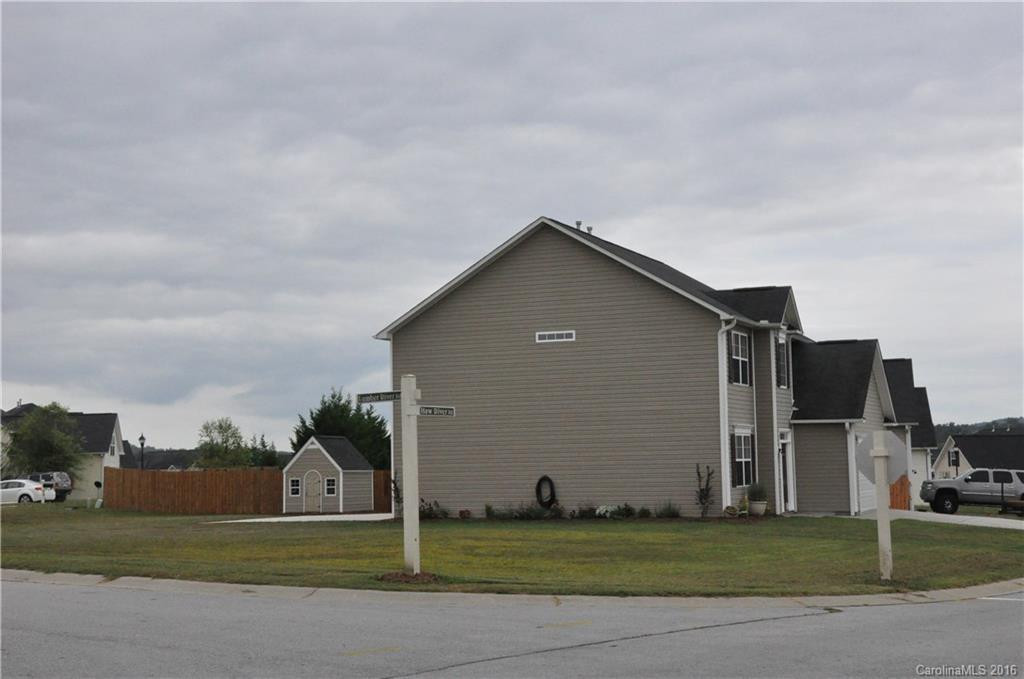 121 Haw River Road - Photo 6