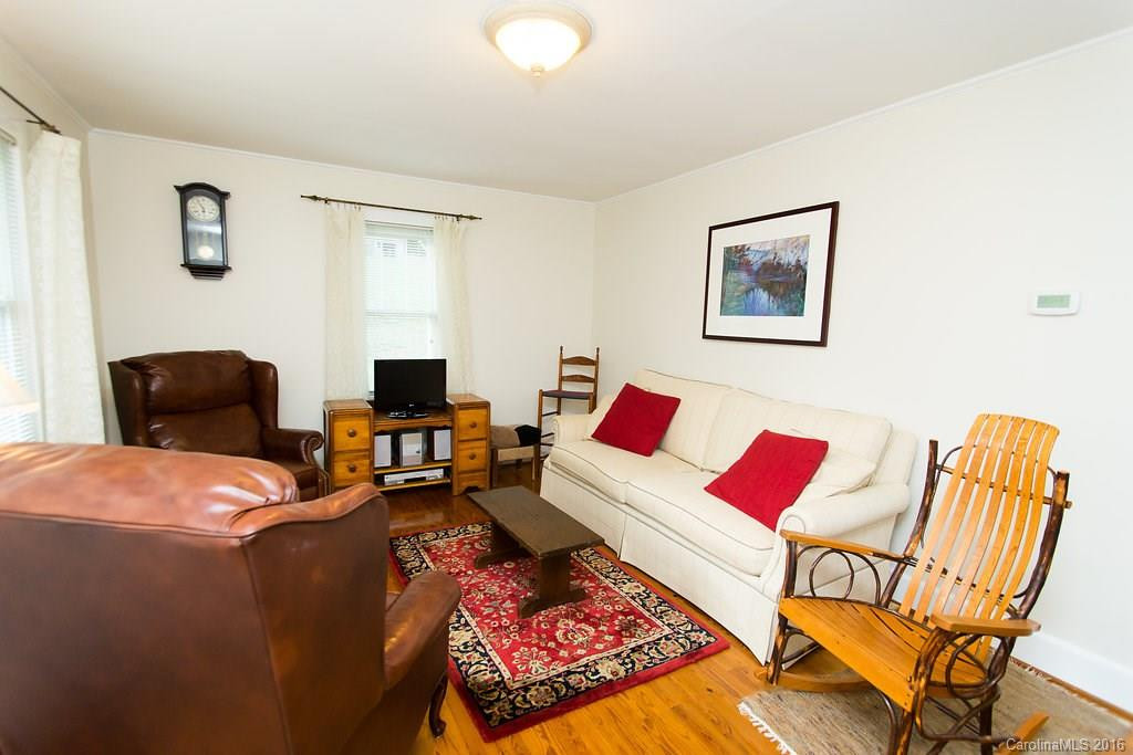 447 Harmony Grove Road - Photo 2