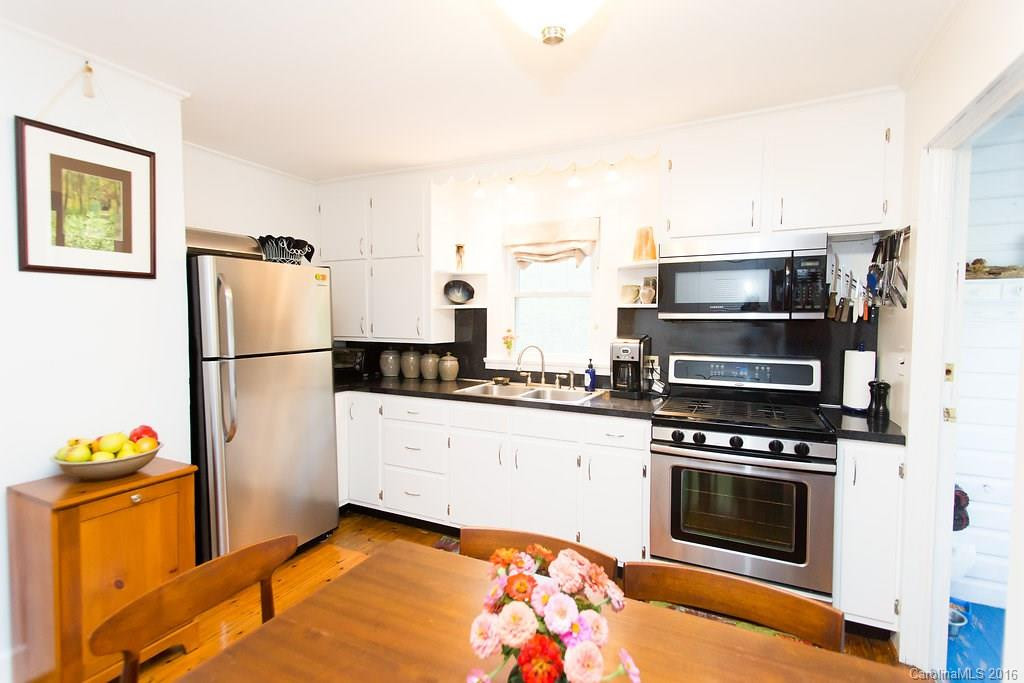447 Harmony Grove Road - Photo 15