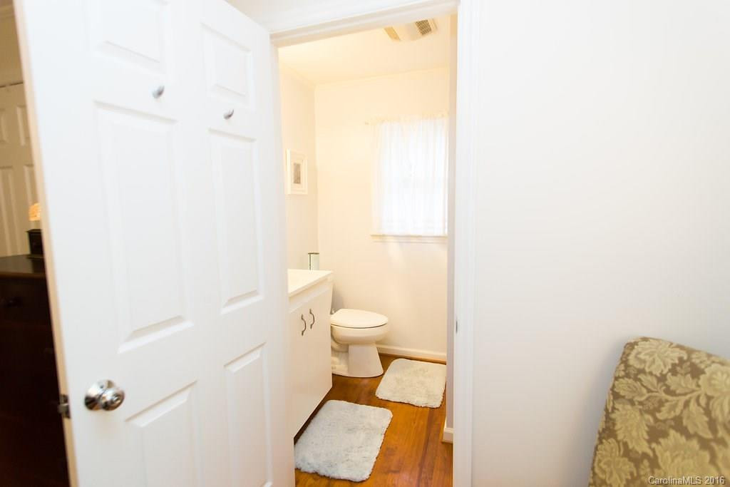 447 Harmony Grove Road - Photo 5