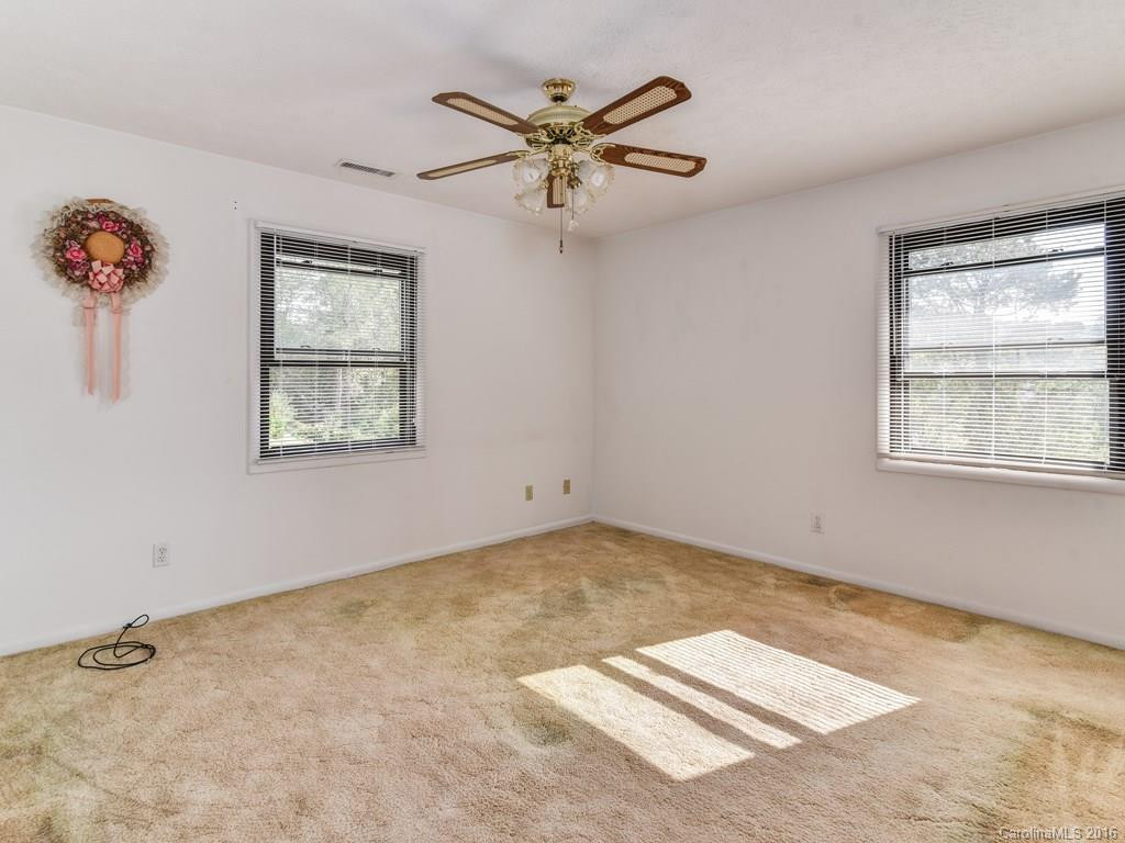 55 Dogwood Drive - Photo 11