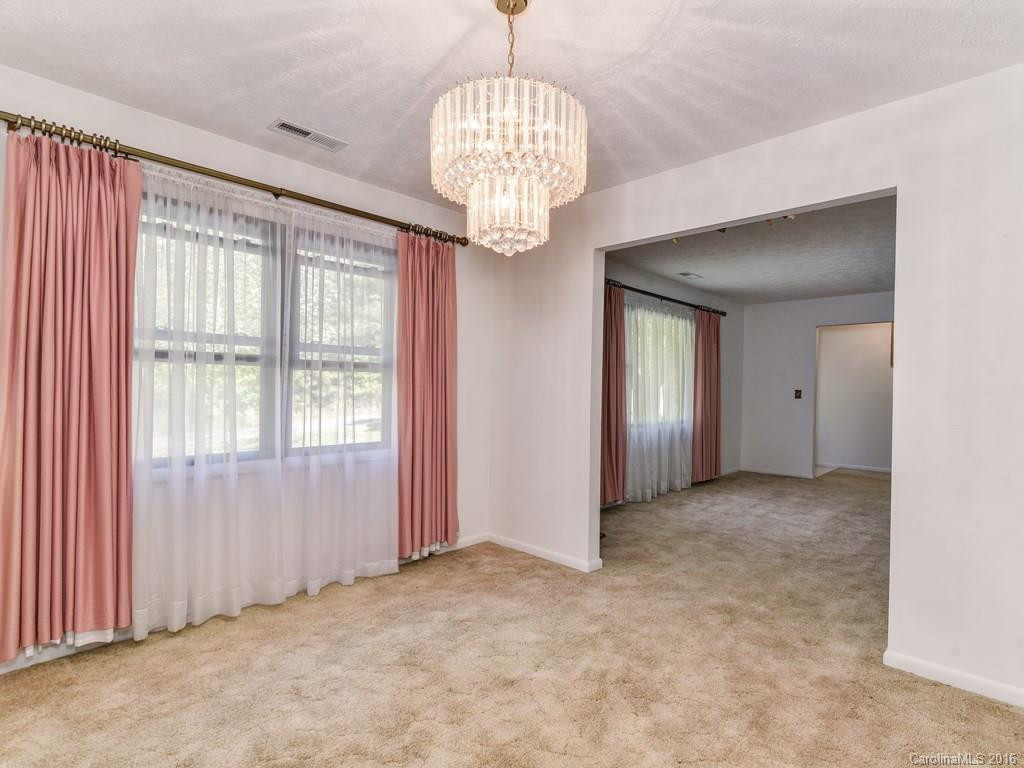 55 Dogwood Drive - Photo 5