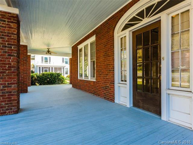 278 Washington Street - Photo 2