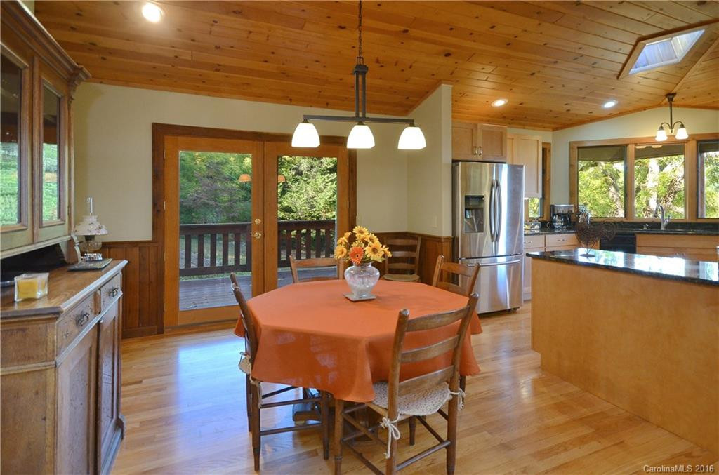 220 Silverbell Lane - Photo 6