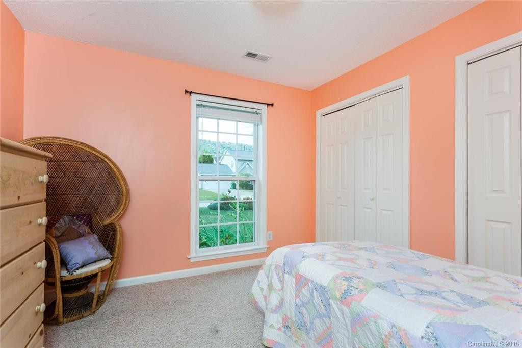 99 Rolling Meadow Road - Photo 15