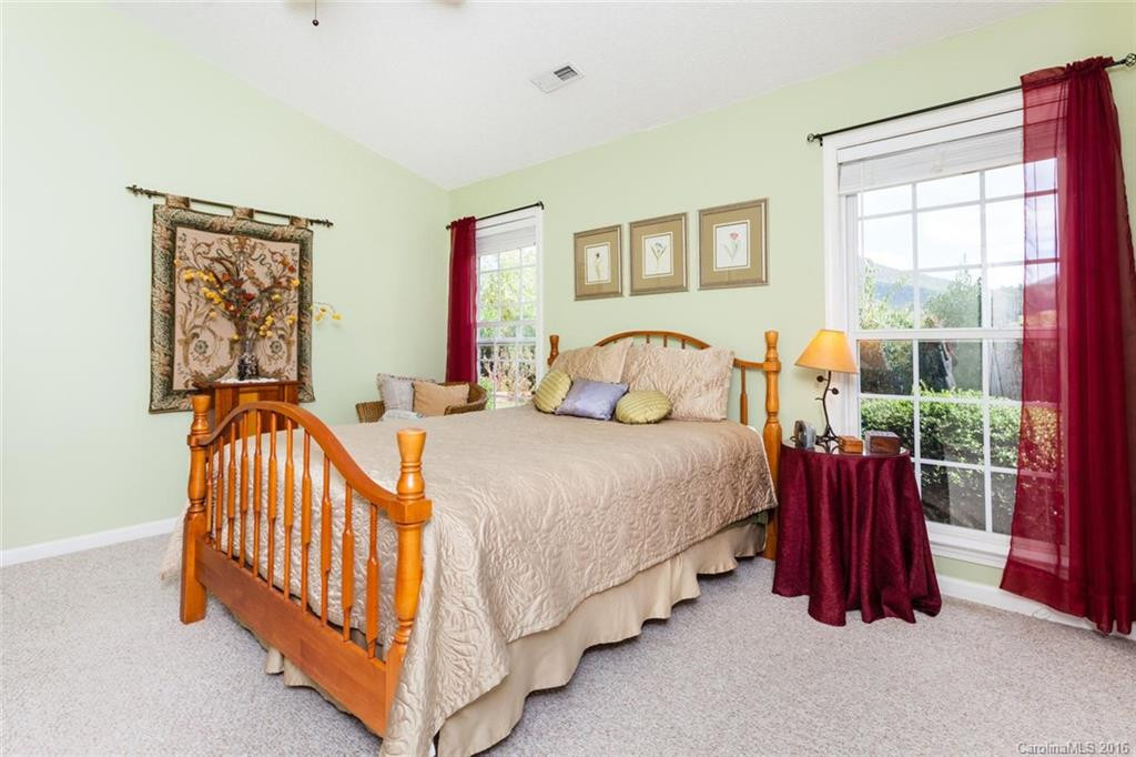99 Rolling Meadow Road - Photo 10