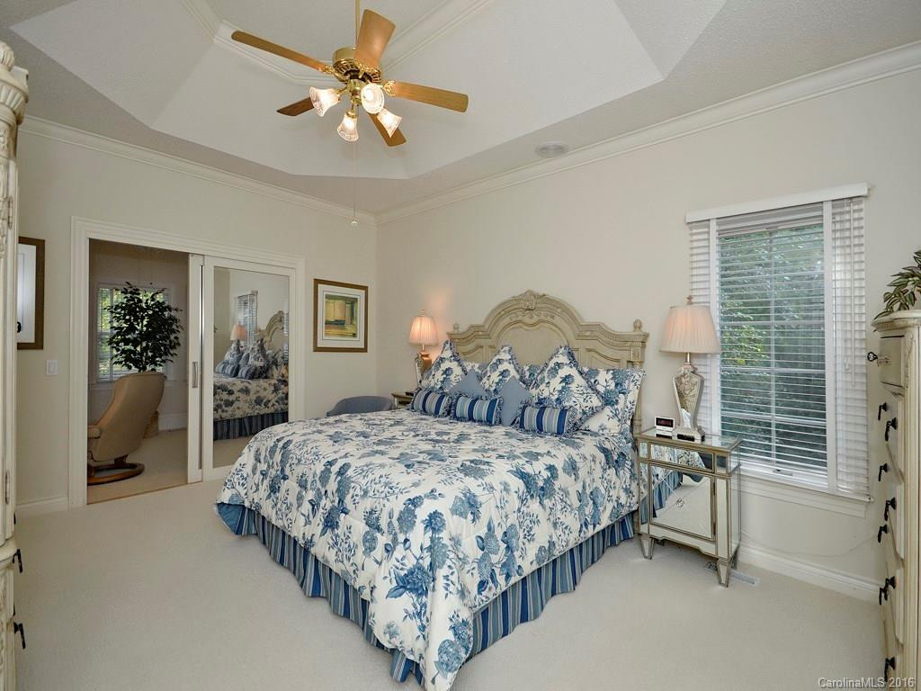 24 Tiverton Lane - Photo 12