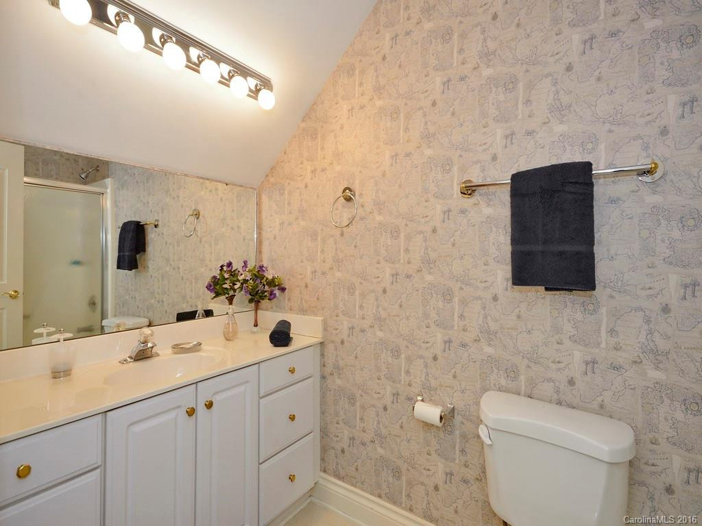 24 Tiverton Lane - Photo 19