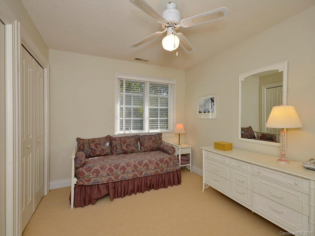 24 Tiverton Lane - Photo 20