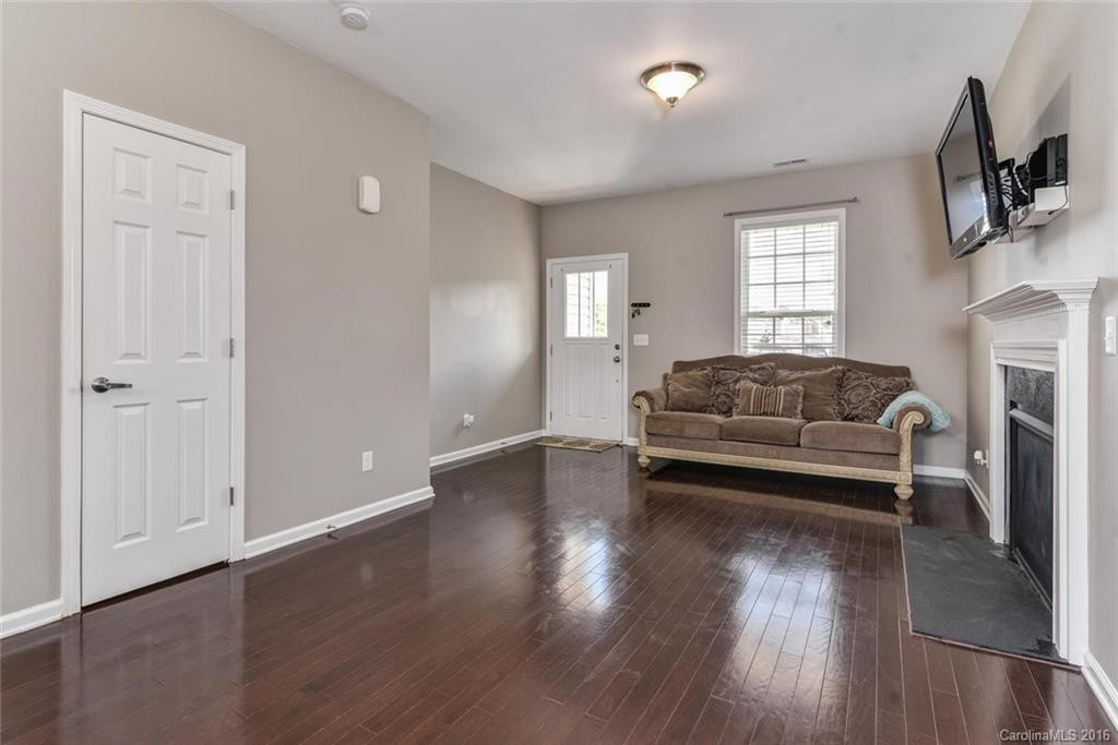 40 Manderley Way - Photo 4