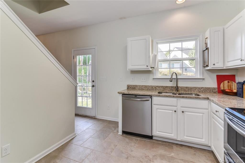 40 Manderley Way - Photo 9