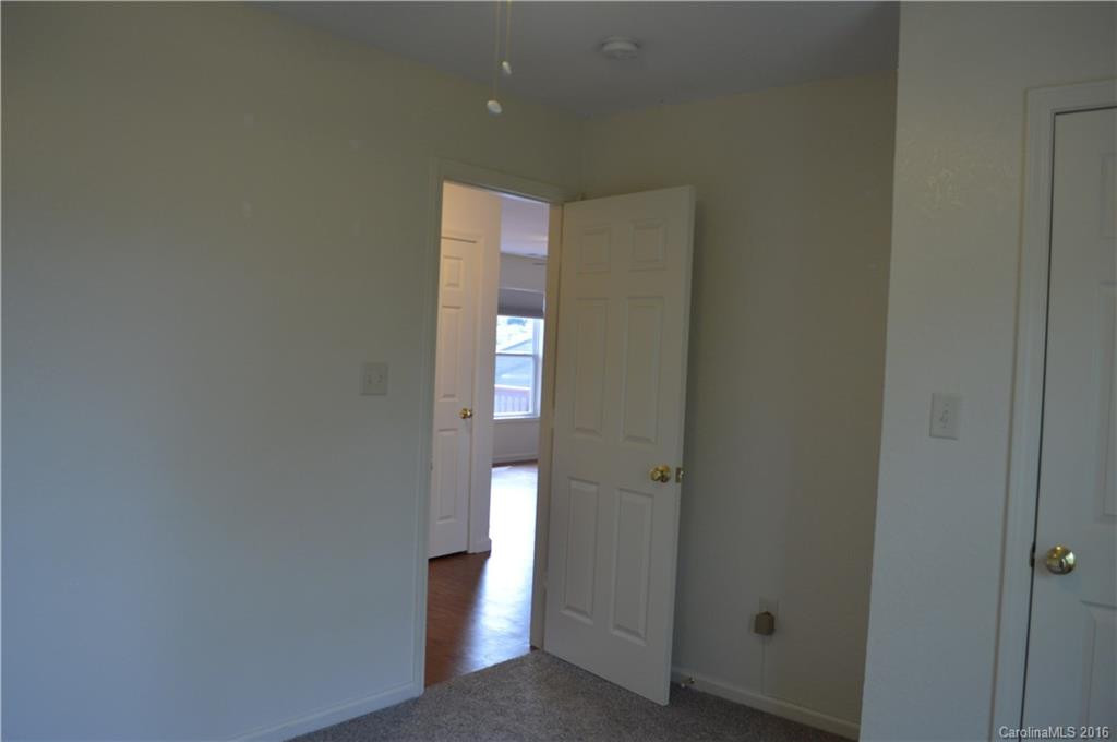 3300 Bend of Ivy Road - Photo 11