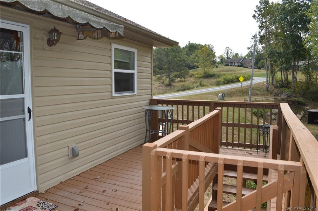 3300 Bend of Ivy Road - Photo 12