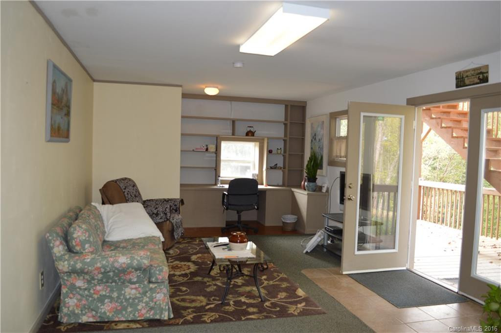 3300 Bend of Ivy Road - Photo 15
