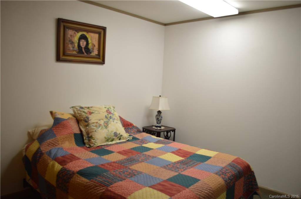 3300 Bend of Ivy Road - Photo 18