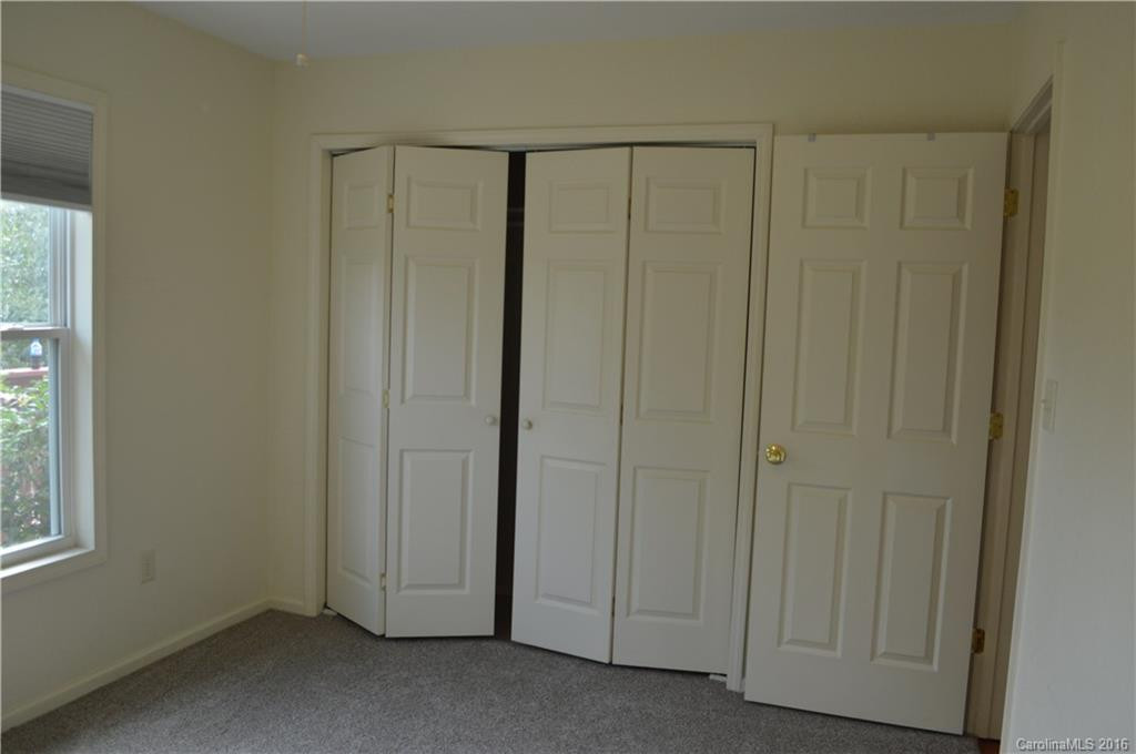 3300 Bend of Ivy Road - Photo 8