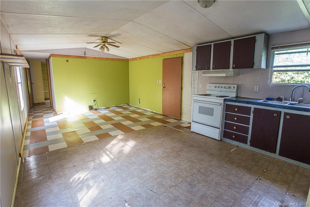 534 Deaverview Road - Photo 4